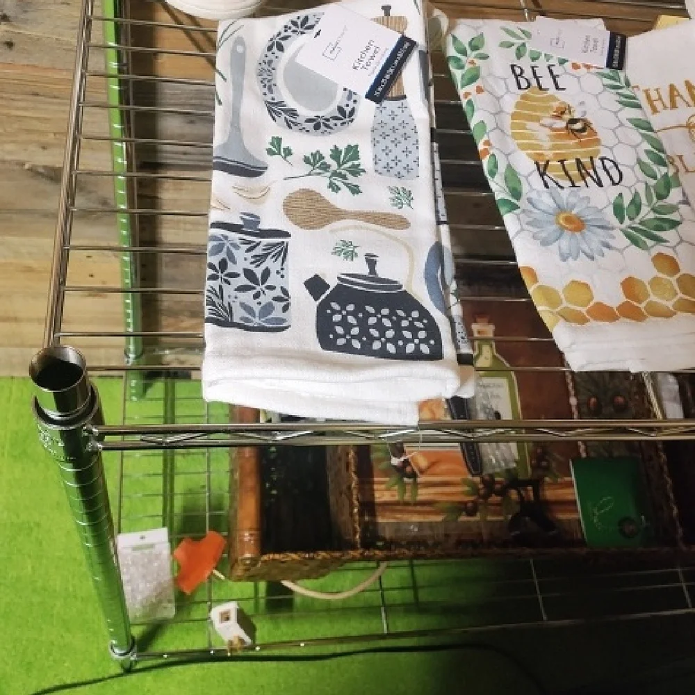 Bee Kind Kitchen Towel Set - White and Yellow